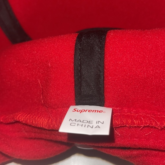 Supreme shiny nylon bucket hat - Picture 3 of 3